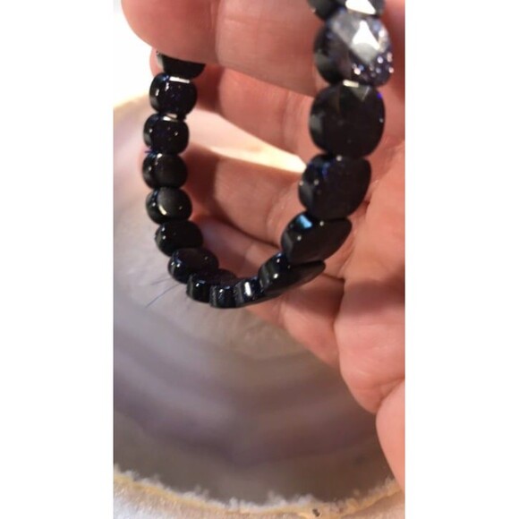 Blue Sandstone Stretch Bangle Bracelet - Picture 3 of 4